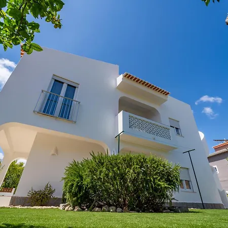 Апартаменты Brisa Do Mar T1 With Garden Access